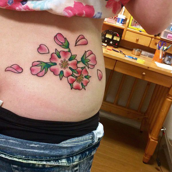 tatuagem flor de cerejeira 138