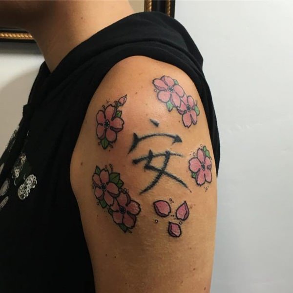 tatuagem flor de cerejeira 144