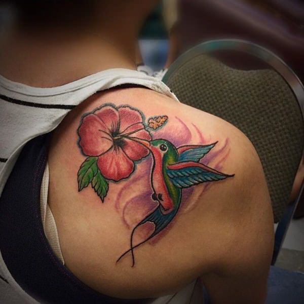tatuagem beija flor 215