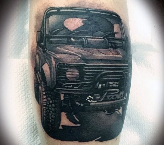 tatuagem jeep 116
