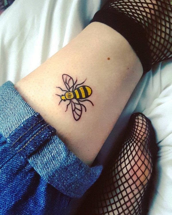 tatuagem abelha 207