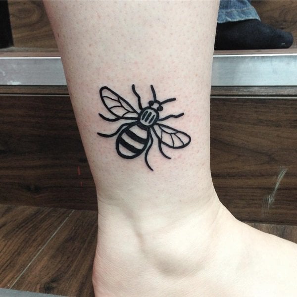 tatuagem abelha 584