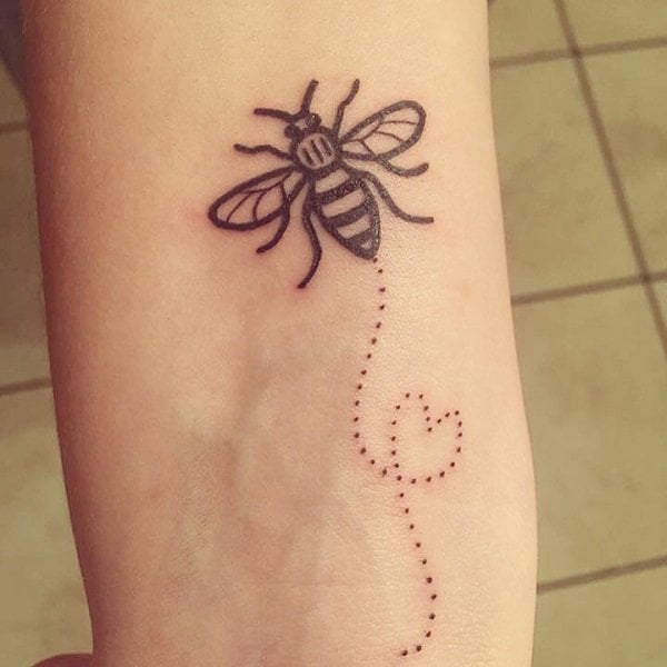 tatuagem abelha 753
