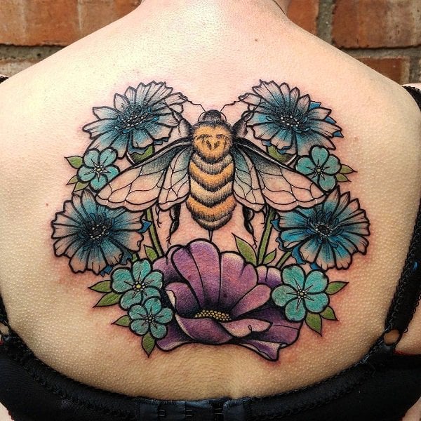 tatuagem abelha 90