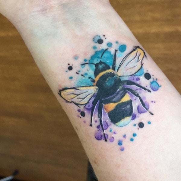 tatuagem abelha 961