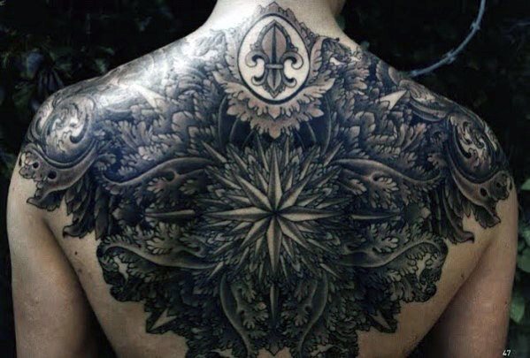 tatuagem costas 953