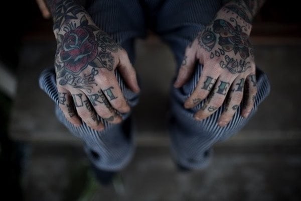 tatuagem mao 1057