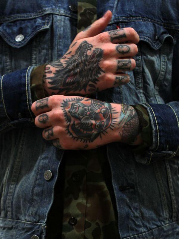 tatuagem mao 389