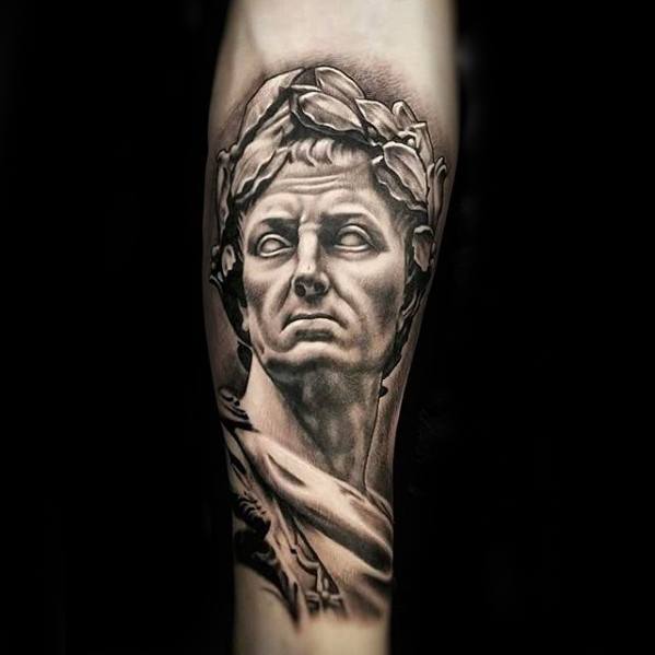 tatuagem estatua romana103