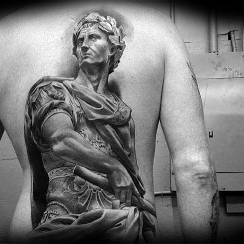 tatuagem estatua romana11