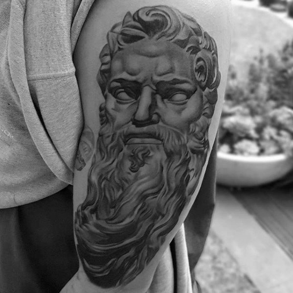 tatuagem estatua romana19
