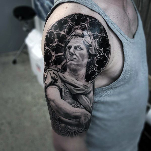 tatuagem estatua romana29