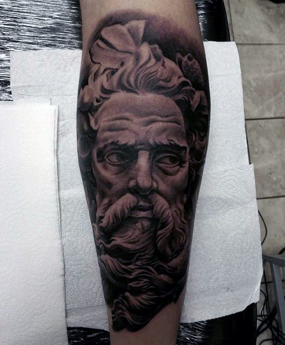 tatuagem estatua romana35