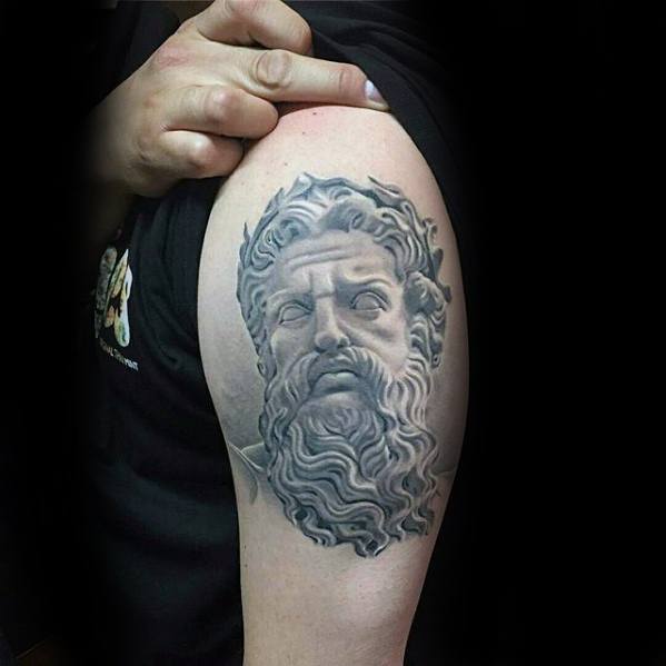 tatuagem estatua romana49
