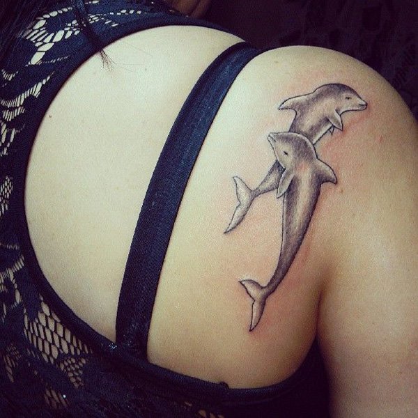 tattuagem golfinho 53