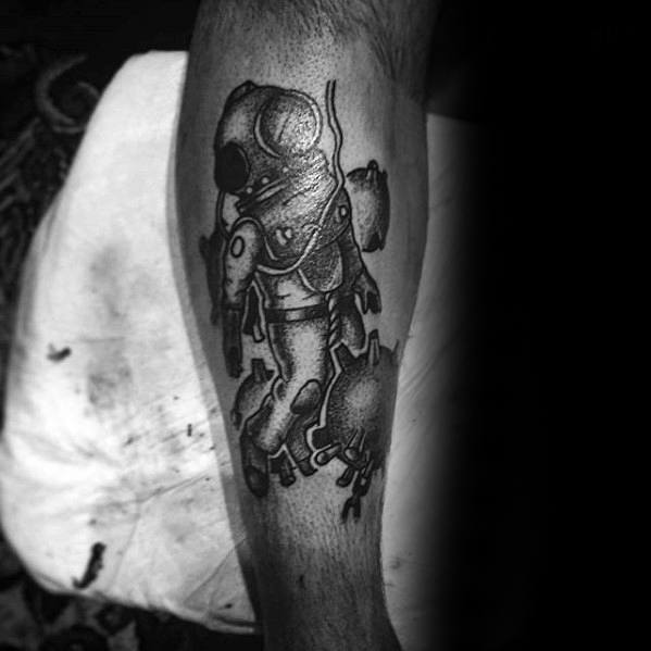 tatuagem mergulhador 45