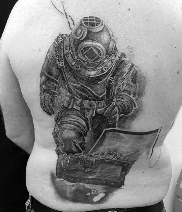 tatuagem mergulhador 47