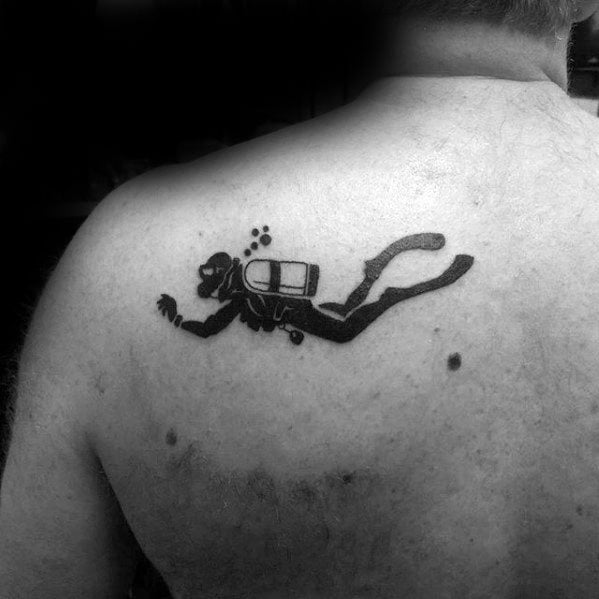 tatuagem mergulhador 95