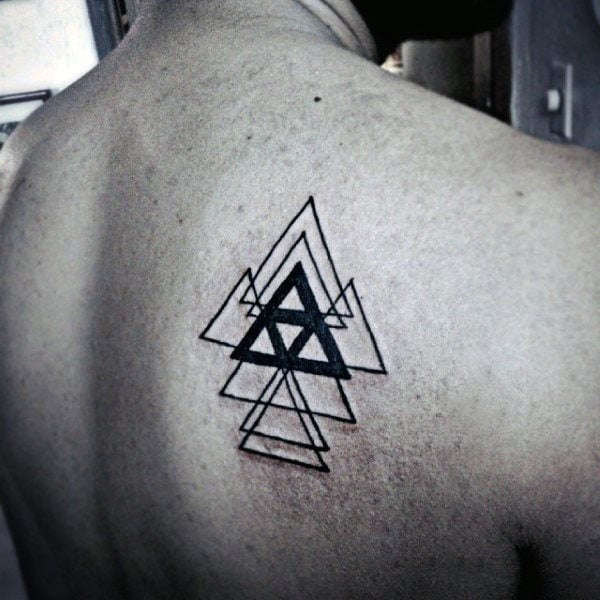 tatuagem triangulo 163