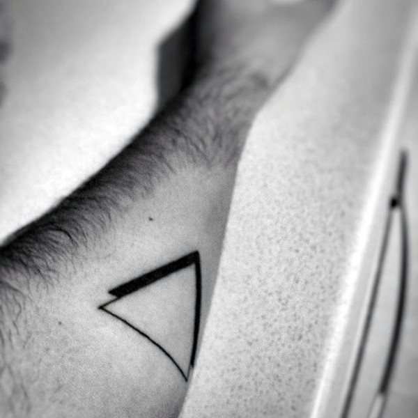 tatuagem triangulo 214