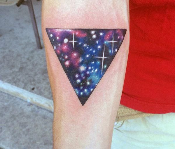tatuagem triangulo 229