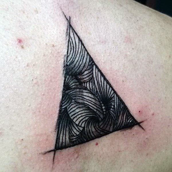 tatuagem triangulo 256