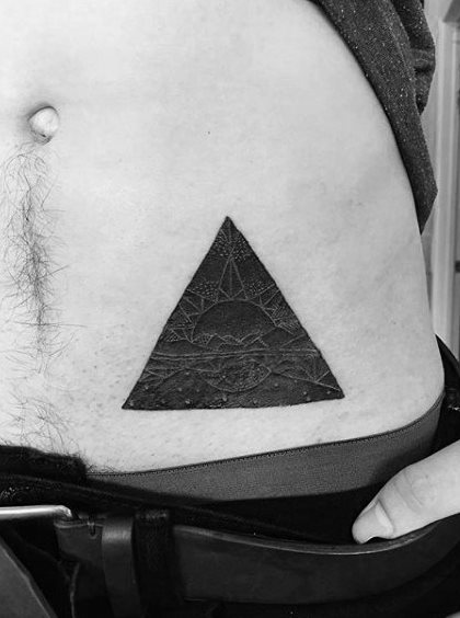 tatuagem triangulo 58