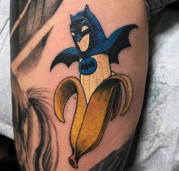 tatuagem batman 67