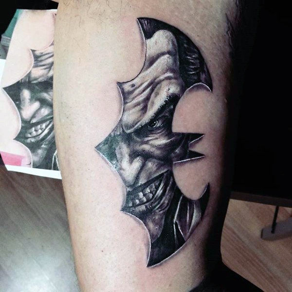 tatuagem batman 95