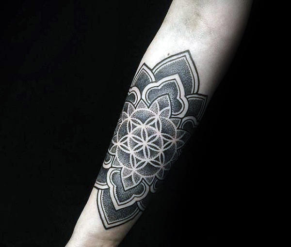 tatuagem flor da vida 157