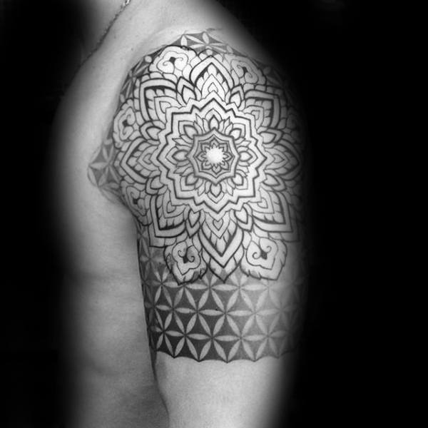 tatuagem flor da vida 21