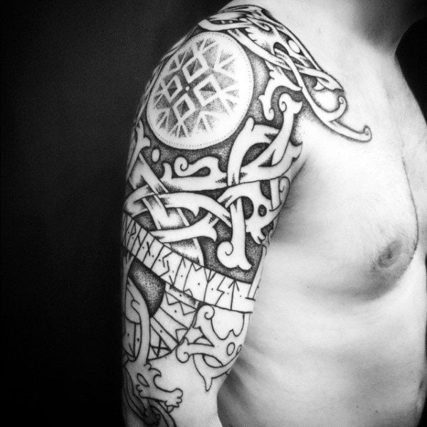 tatuagem runa vikinga 31