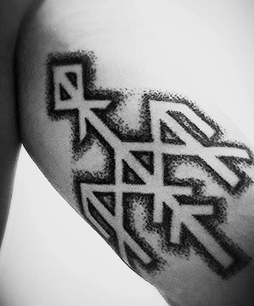 tatuagem runa vikinga 45