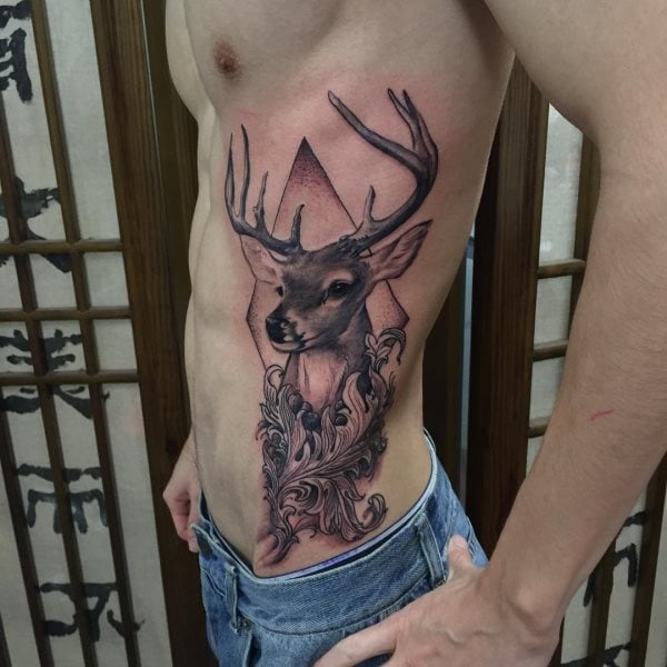 tatuagem cervo 154