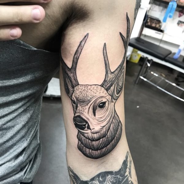 tatuagem cervo 52